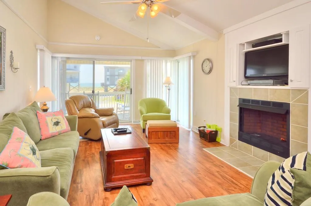 Living room with the fireplace